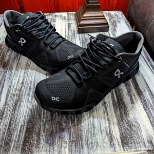 Men's on cloud shoes